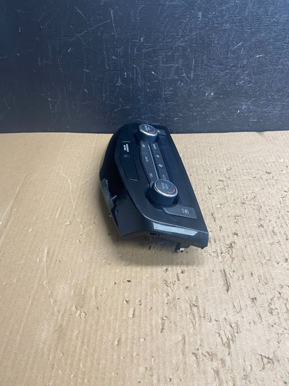 2017 to 2020 Nissan Rogue Heater Temperature AC Climate Control AF1514 DG2