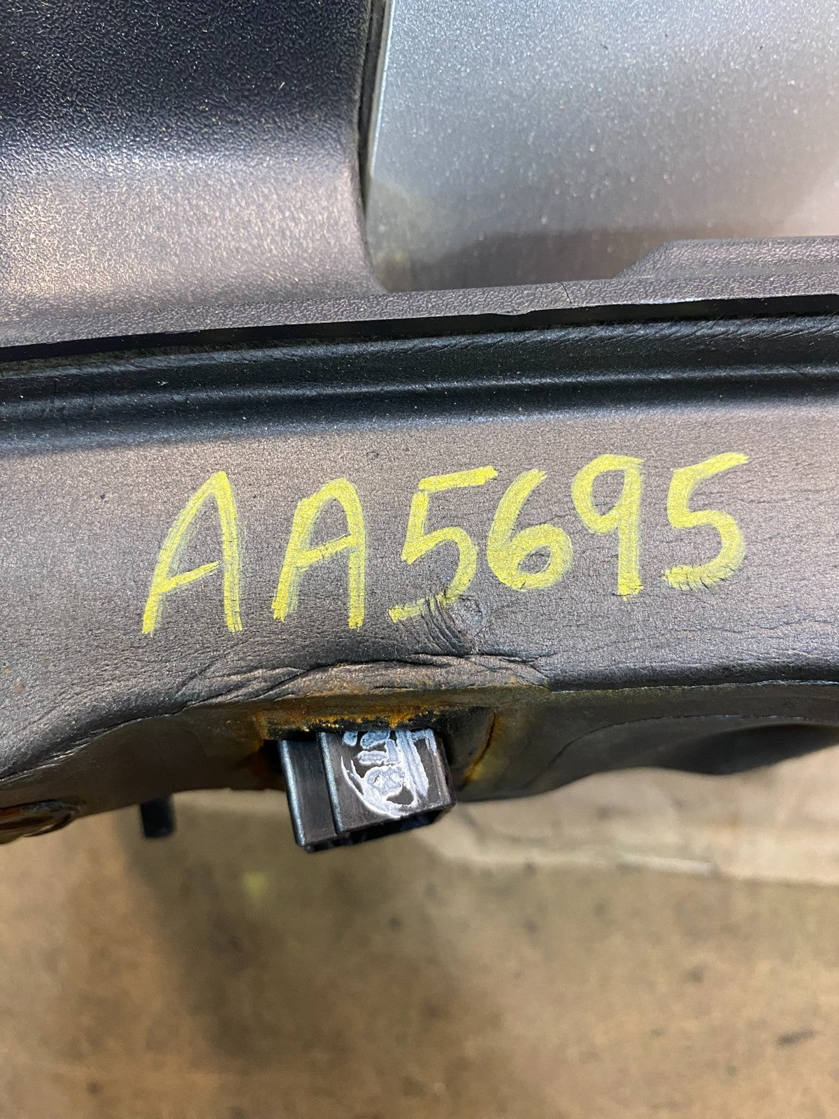 2013 to 2016 Ford Escape Left Driver Lh Power Door Mirror Oem AA5695 DG8