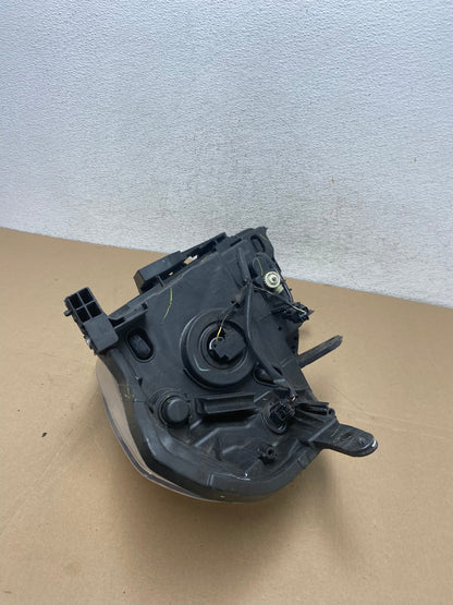 2008 to 2012 Nissan Versa Headlight Right Passenger Rh Side AF4359 LK7