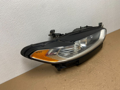 2013 to 2016 Ford Fusion Right Passenger Rh Side Headlight AB6604 DW2