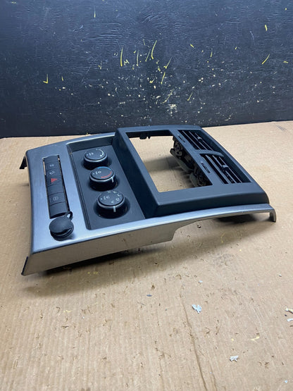 2008 to 2012 Jeep Liberty Dash Climate Temperature Control Radio Bezel Z4244 DG2