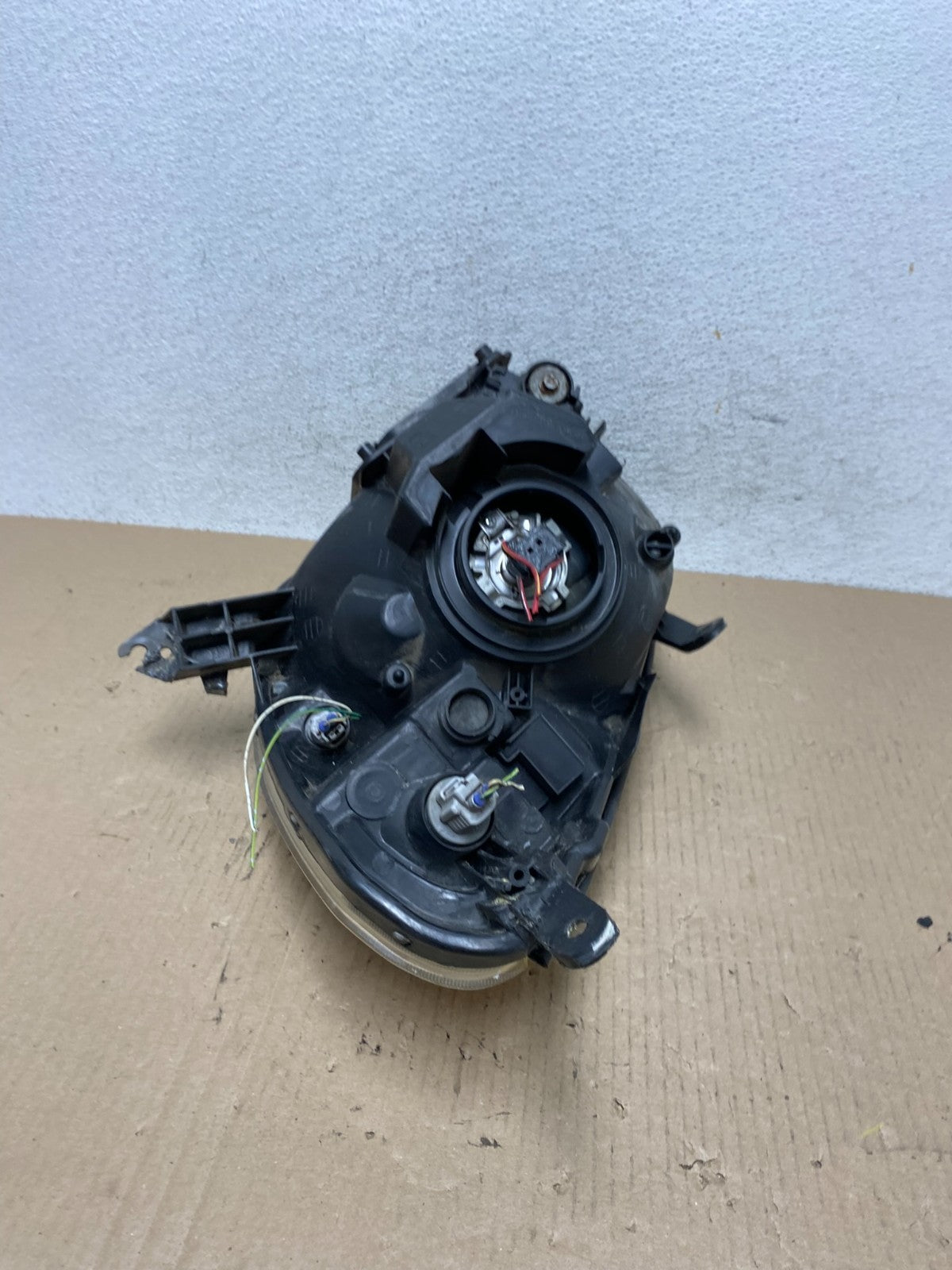 2004 2005 Toyota Rav4 Right Passenger RH Side Headlight Halogen AF5878 DW7