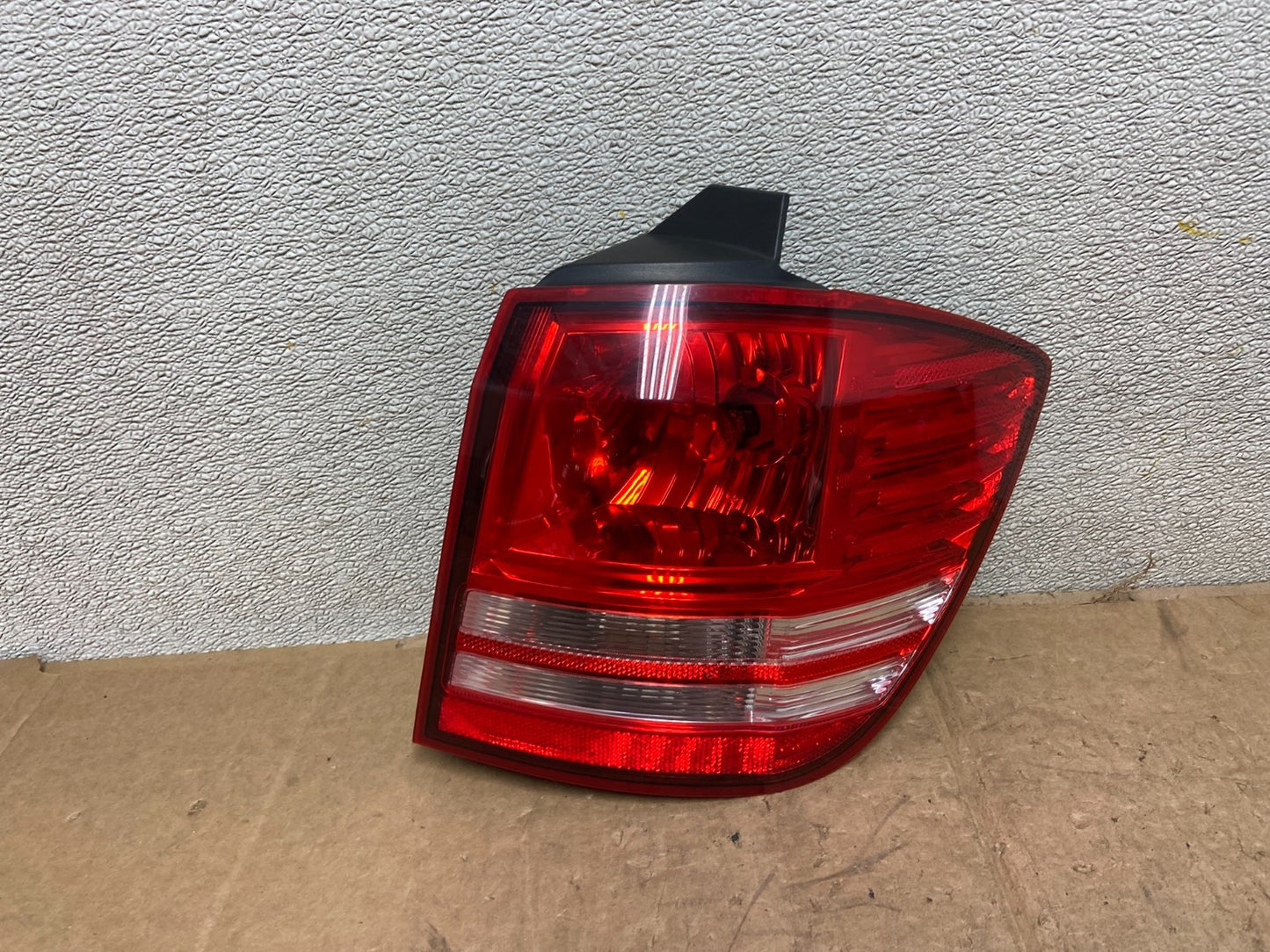 2009 2010 2011 Dodge Journey Right Passenger Side Tail Light Oem AA4008 DW0