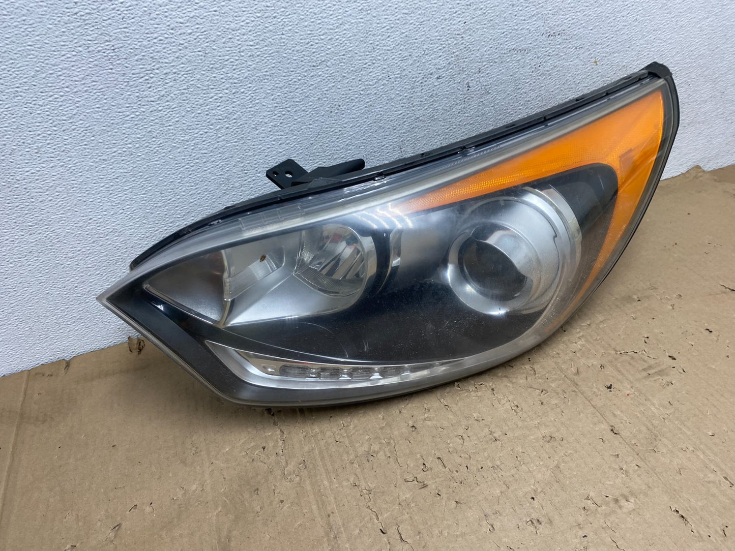 2012 to 2017 Kia Rio Hatchback Left Driver LH LED Projector Headlight AC0142 DG2