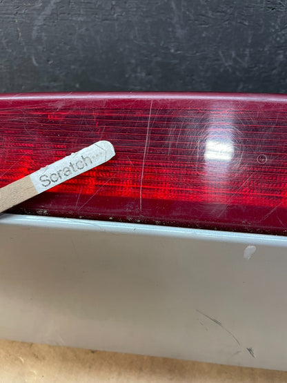 2002 - 2006 Cadillac Escalade Rear Upper Spoiler 3rd Third Brake Light AC5049 DG3
