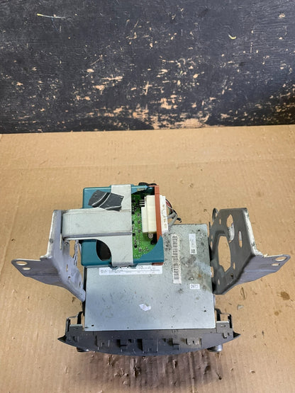 2010 - 2012 Lexus IS250 OEM AM FM Radio Stereo CD Player Receiver AB31114