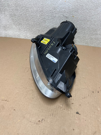2005 to 2010 Volkswagen Jetta Left Driver LH Side Headlight Halogen AB5021 DW5
