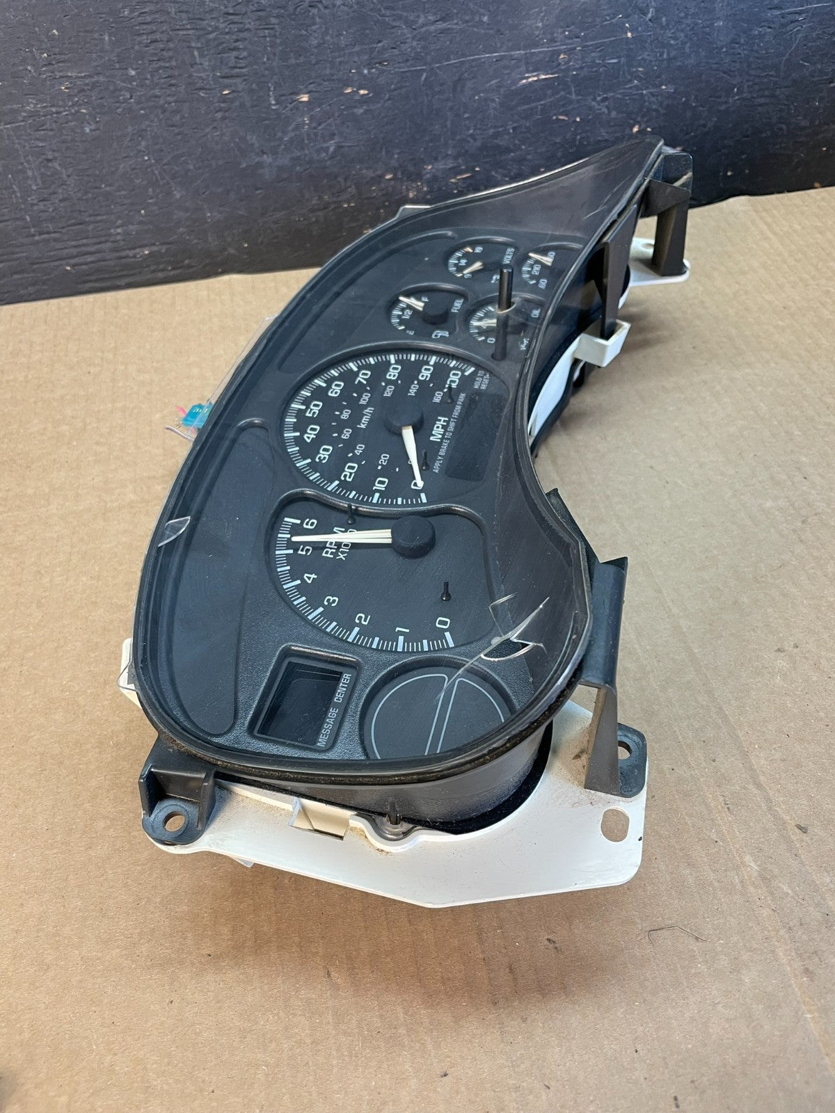 2002 GMC Yukon Speedometer Cluster Gauge AF3568 DG1
