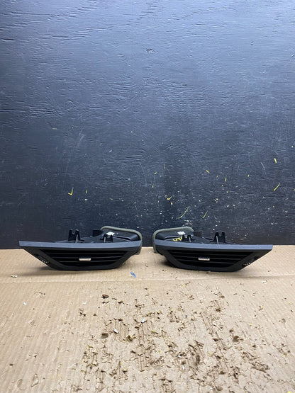 2010 to 2016 Chevrolet Equinox Left+Right  Front Dash  Air Vent Bezel V7647 DG0