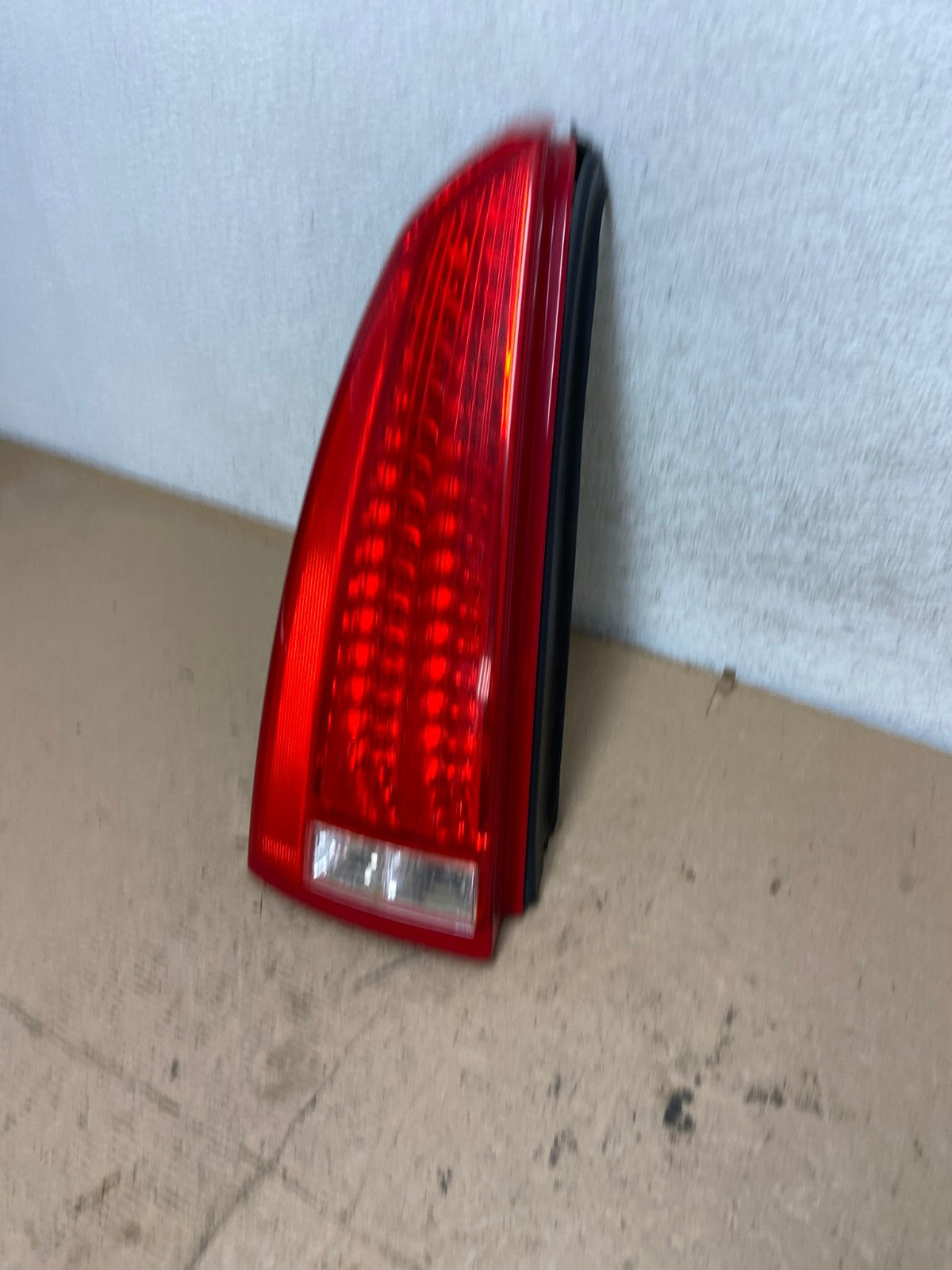 2006 to 2011 Cadillac DTS Left Driver Lh Side LED Tail light AF5106 LK1
