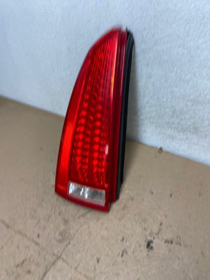 2006 to 2011 Cadillac DTS Left Driver Lh Side LED Tail light AF5106 LK1