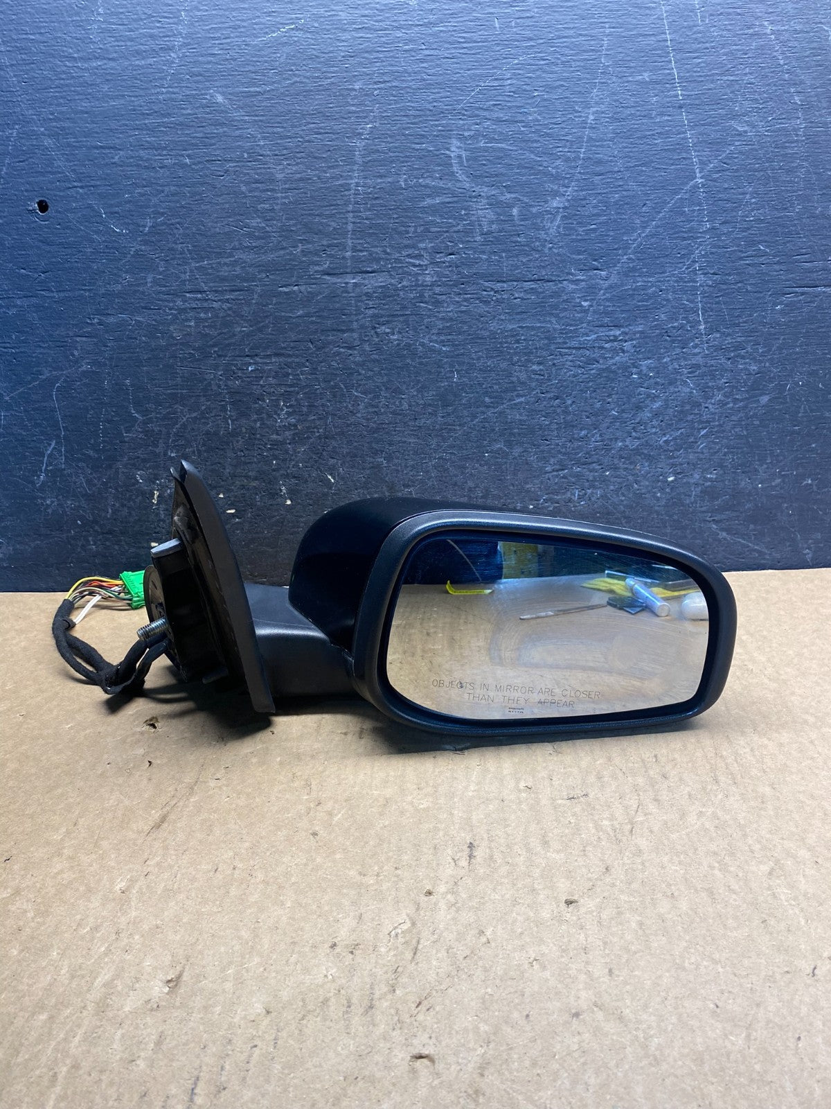 2004 - 2006 Volvo S60 Right Passenger RH Front Door View Mirror AG6074 DG9