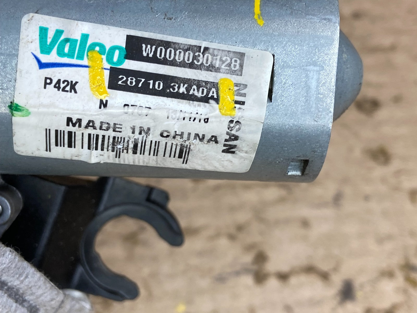 2013-2016 Nissan Pathfinder Back Door Rear Wiper Motor Wiper Blade T6344 DG5