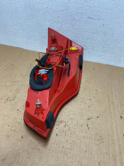 2007 2008 2009 Audi Q7 Left Driver Lh Side Tail Light AD3275 LK5