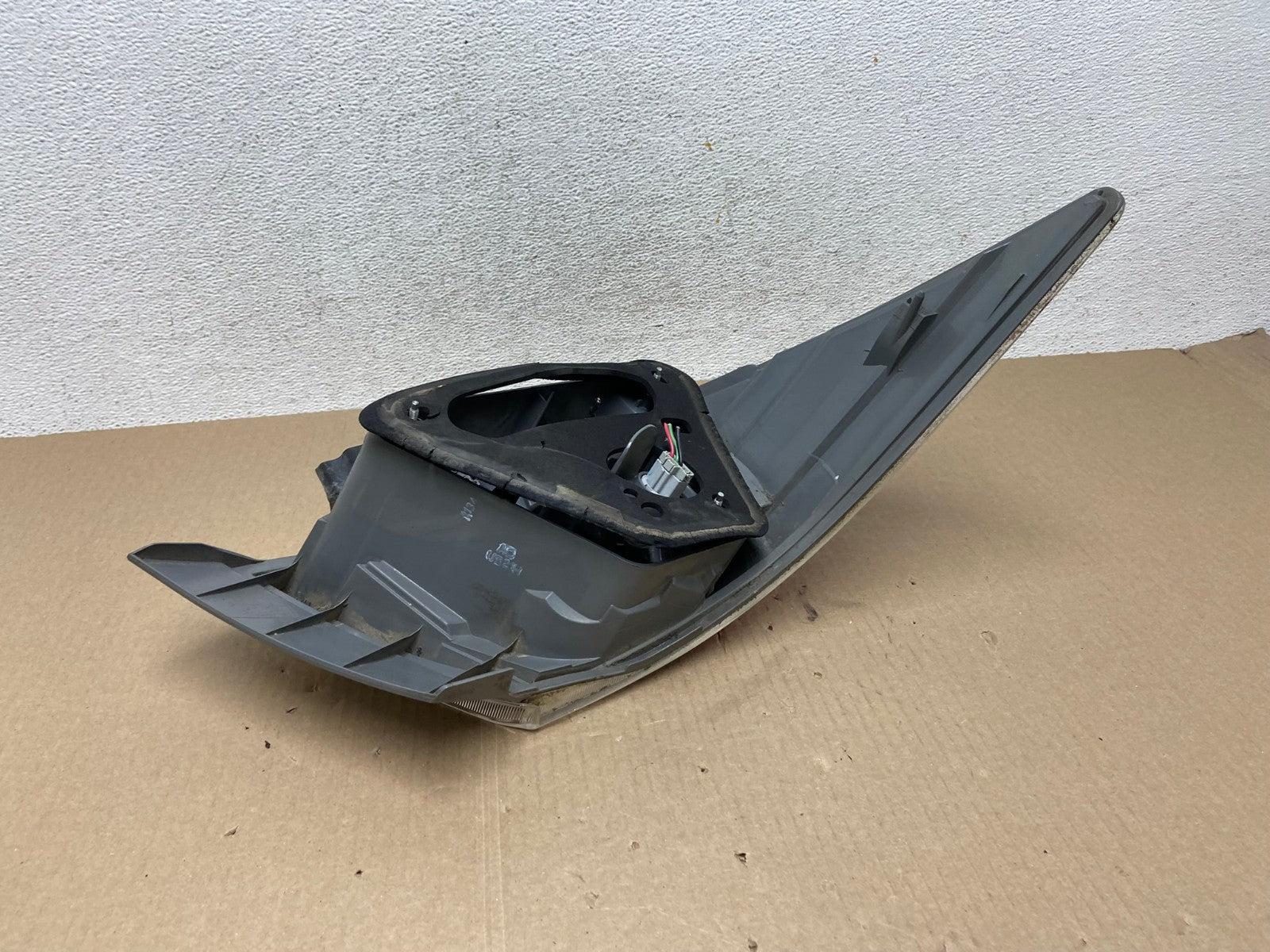 2008 to 2012 Honda Accord Sedan Tail light Right Passenger RH AE6960 LK5