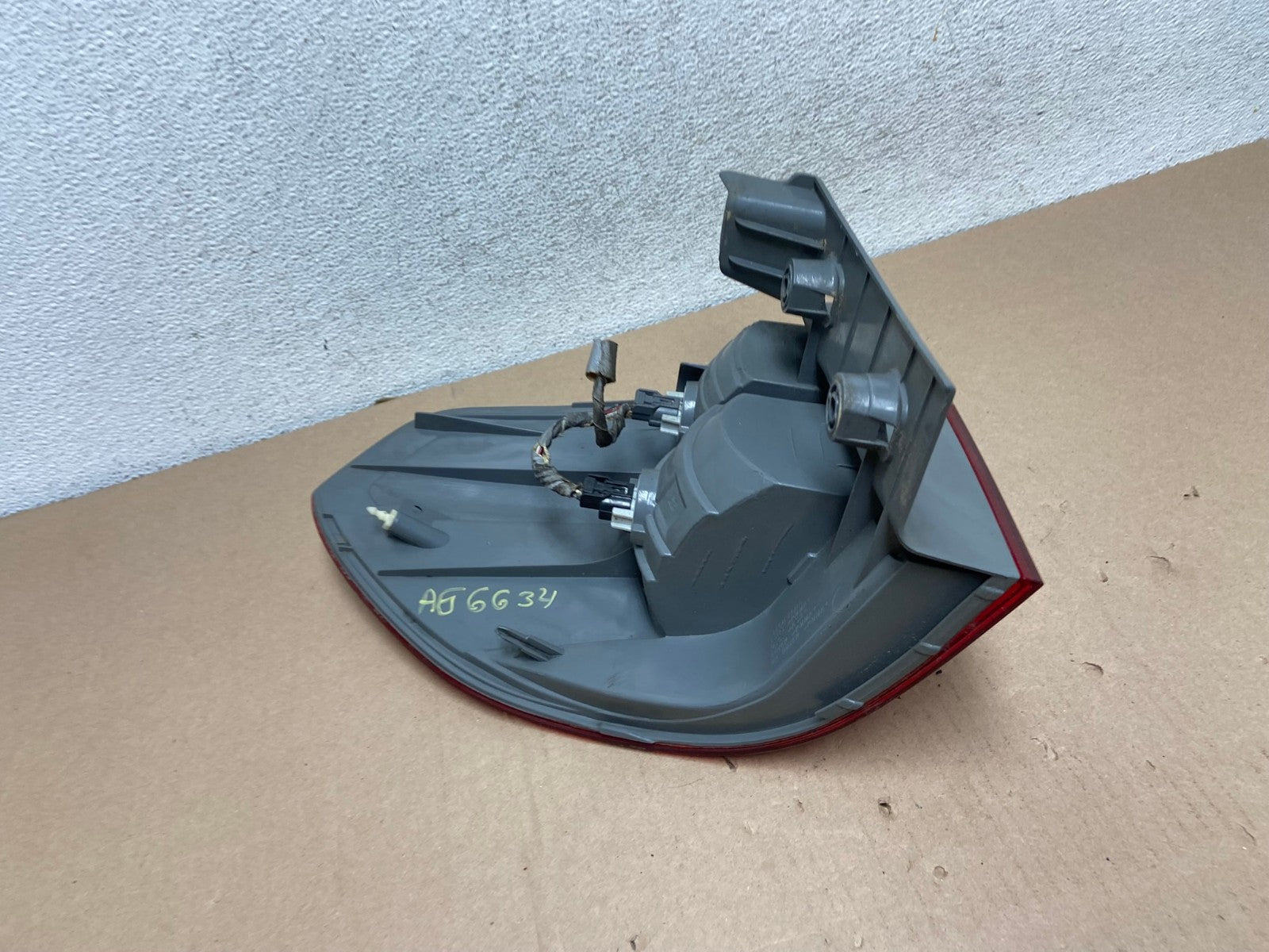 2005 2006 2007 Honda Odyssey Right Passenger RH Side Tail Light AG6634 LK4