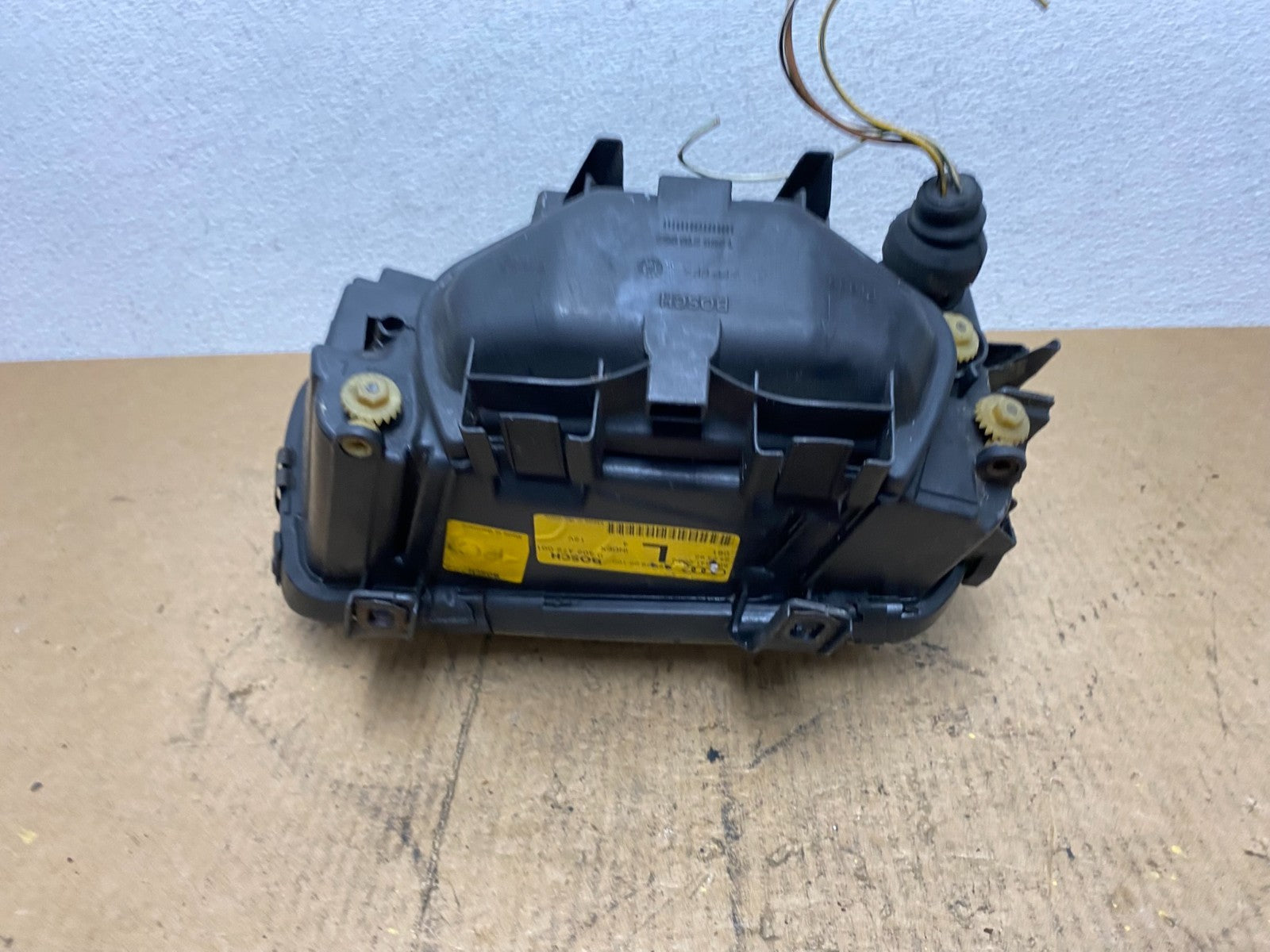 Halogen 1996 to 1999 Audi A4 Left Driver LH Side Headlight AC3669 DG7