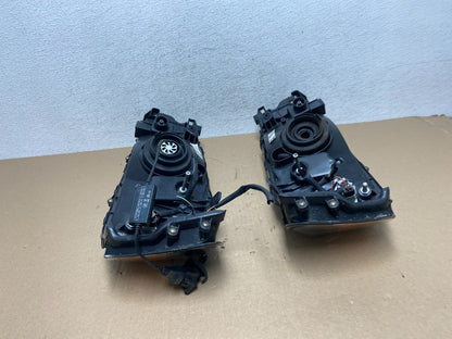2003 2004 Subaru Forester Left+Right Headlights Halogen AE7181 DW8