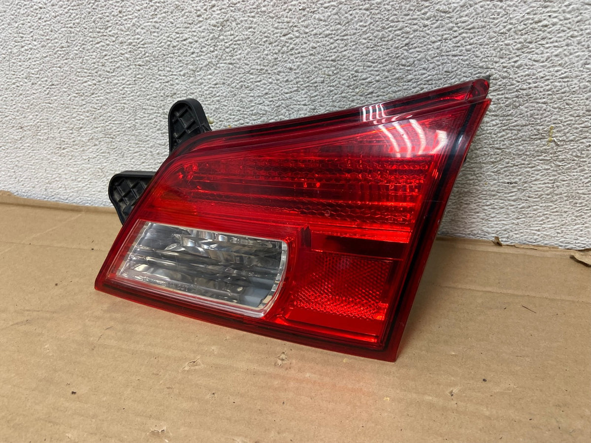 2010 - 2014 Subaru Outback Right Passenger RH Inner Tail Light AG9178 LK2
