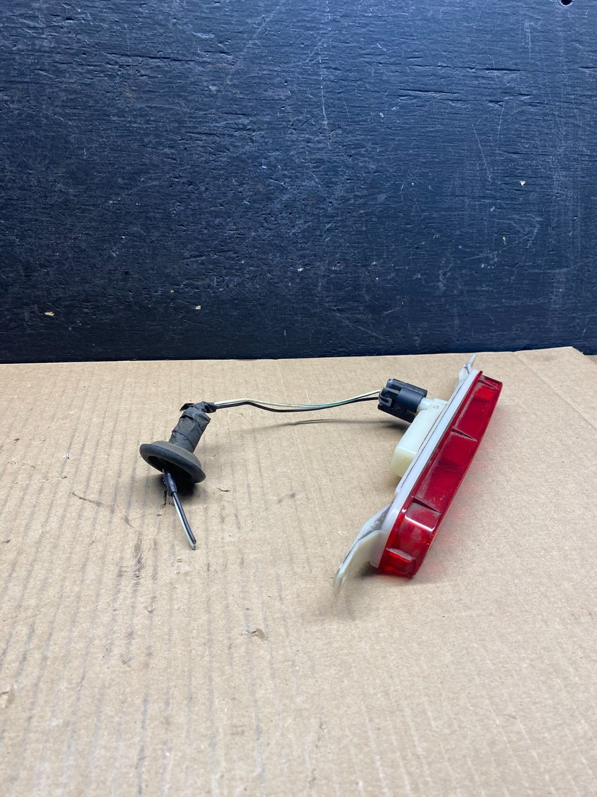 2011-2019 Chrysler Dodge Grand Caravan Stop 3rd Brake Tail light High AH1762 DG1