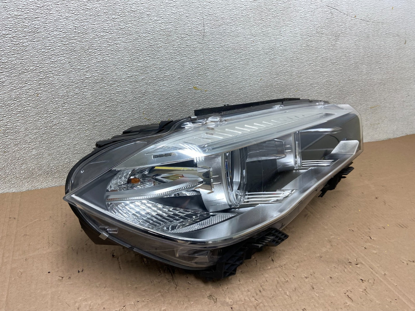 2014 to 2018 Bmw X5 Right Passenger RH Headlight Xenon Hid OEM Y0267 DG2