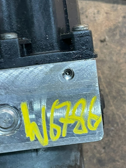 2007 to 2008 Audi A4 ABS Anti-Lock Brake Pump  OEM w6786 DG7