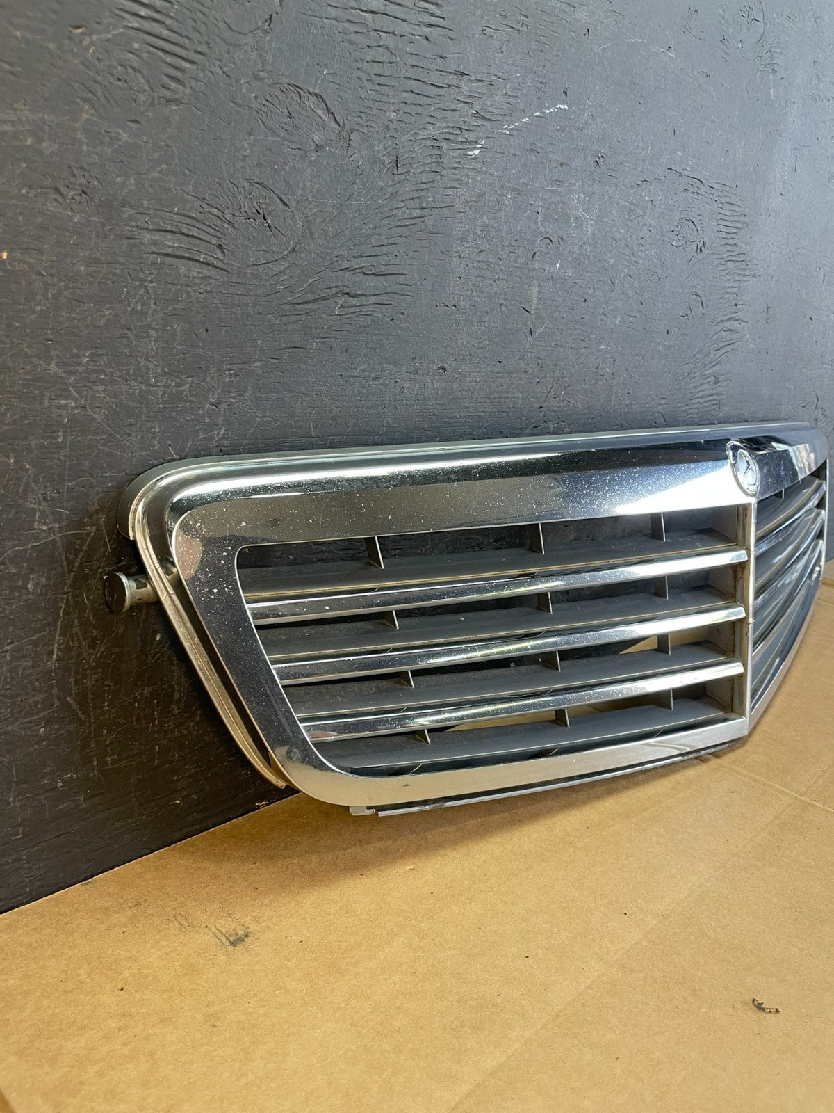 2008 to 2012 Mercedes Benz C Class Silver Front Grill A2048801483 AE07942