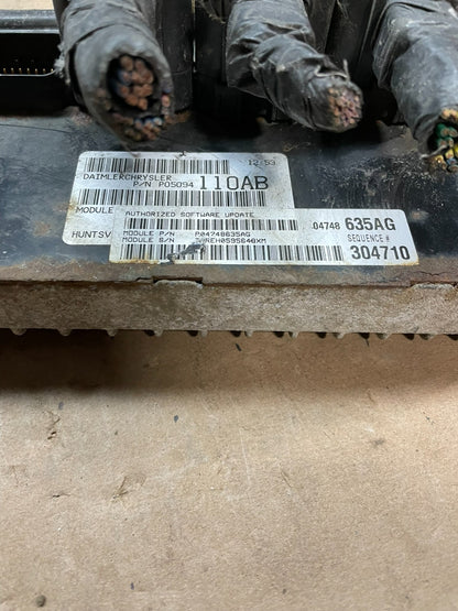 2005 Dodge Caravan 3.8L V6 ECU ECM Control Module p04748635ag w2390 DG3