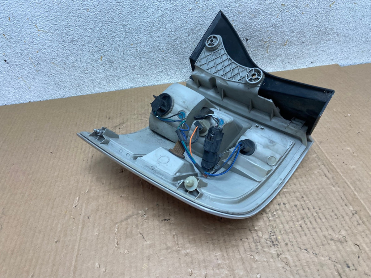 2009 to 2011 Ford Flex Left Driver LH Side Tail light AI6775 LK6