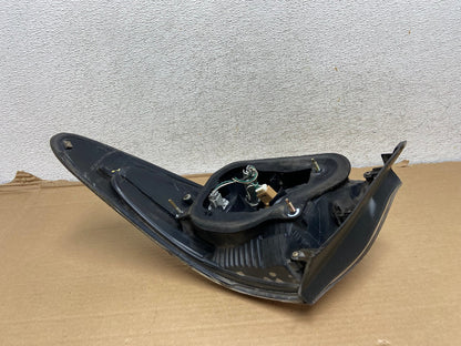 2002 to 2004 Lexus ES300 ES330 Left Driver Side Tail Light AG9149 LK7