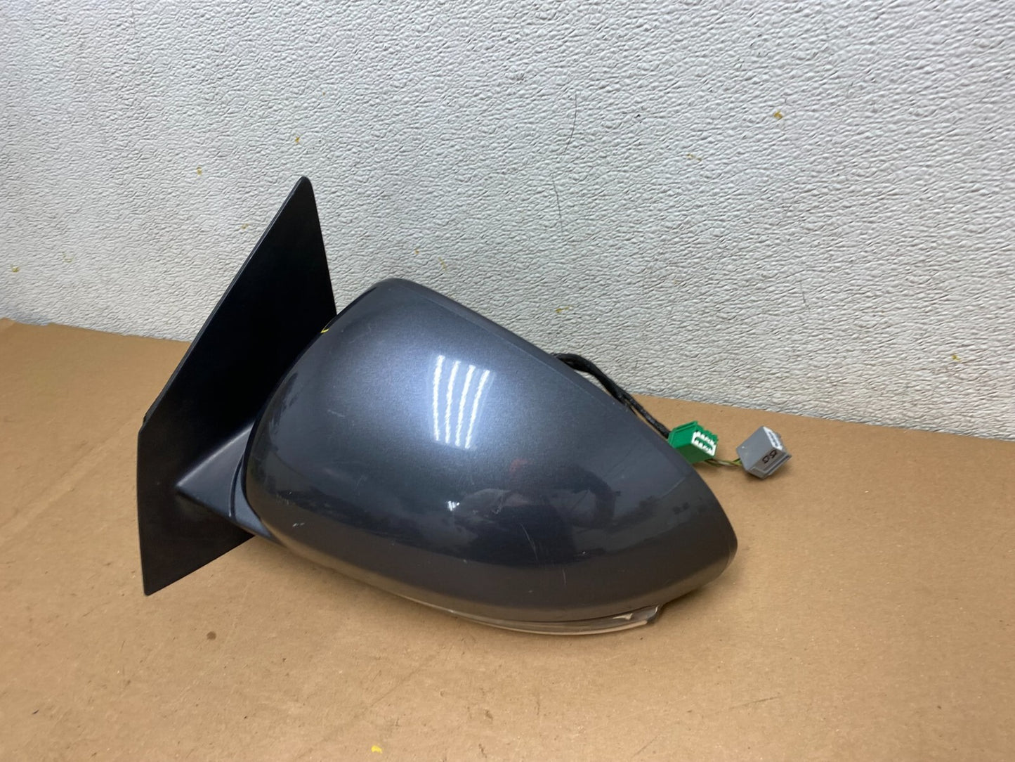 2008-2012 Buick Enclave Left Driver Heat Door Turn Sg Mirror H1194 TWO PLUGS1