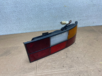 1985 to 1991 Porsche 944 968 Right Passenger RH Tail Light Oem Y5832 DG2