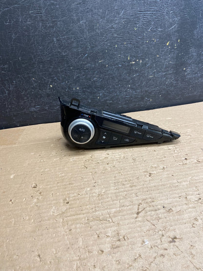 2015 2016 2017 Toyota Prius C A/C Heater Climate Control Unit Switch ag8545 DG0