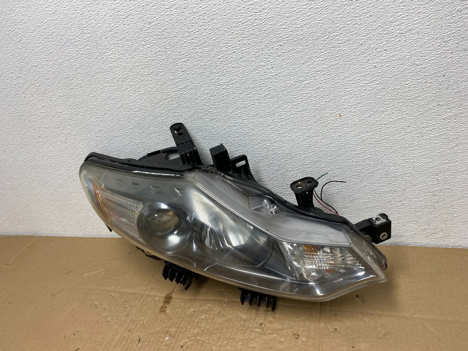 2011 to 2014 Nissan Murano Headlight Right Passenger Rh Oem Halogen AC3840 DW1