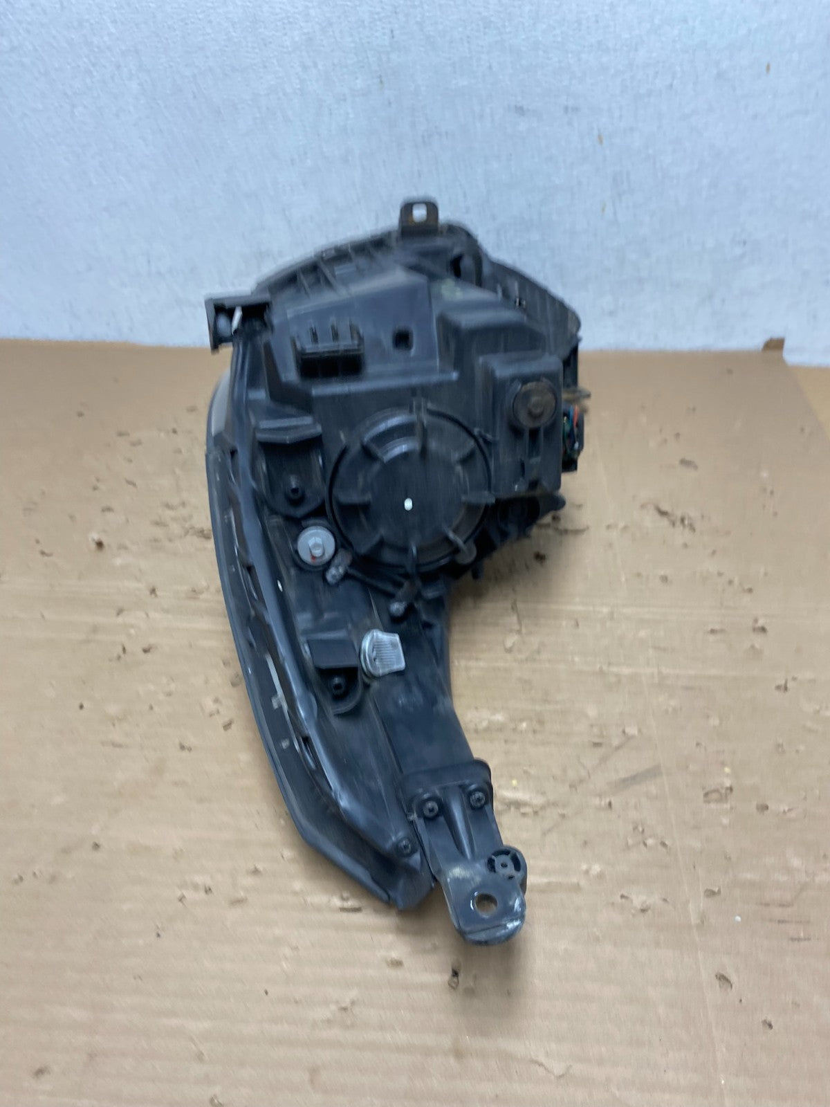2013 to 2017 Hyundai Accent Right Passenger RH Side Headlight AD4360 DW6