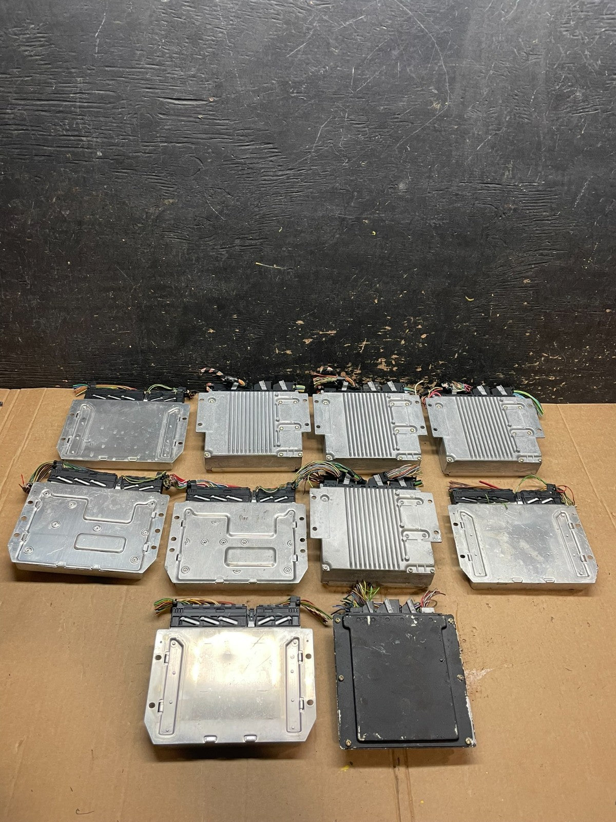 Mix of 10 Mercedes ECM Engine Computer Module Z57701