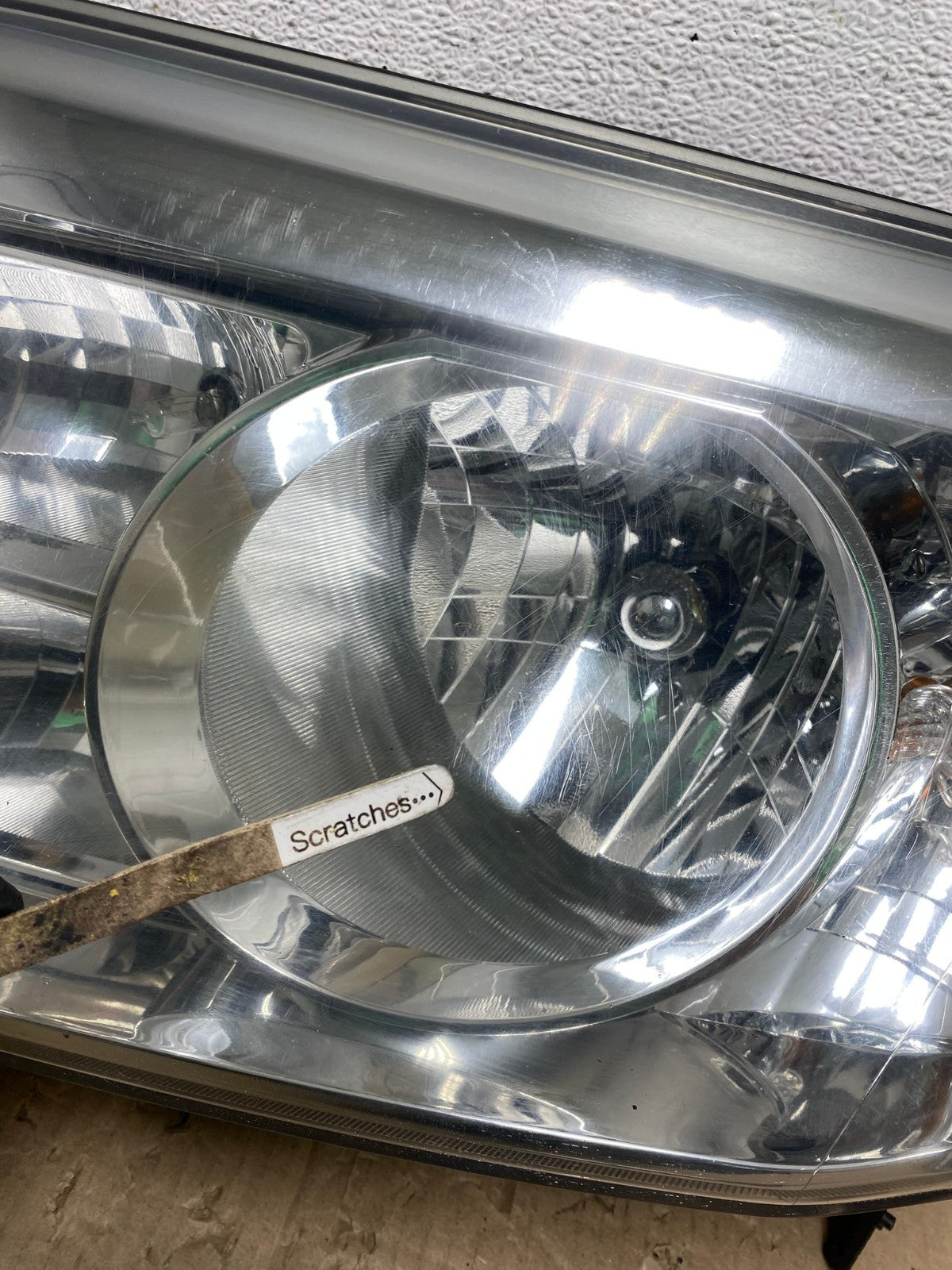 2009 2010 2011 Honda Pilot Left Driver LH Halogen Headlight AE9688 LK3