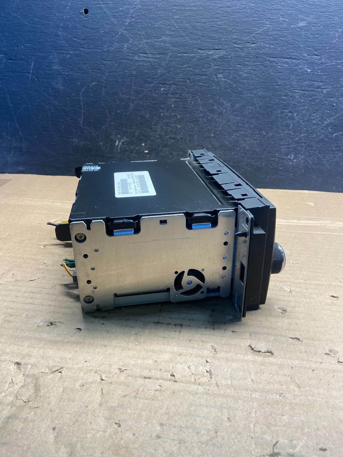 2007-2012 Chrysler Dodge Jeep Ram Radio CD MP3 AUX Receiver ae2425 DG (high bus)2