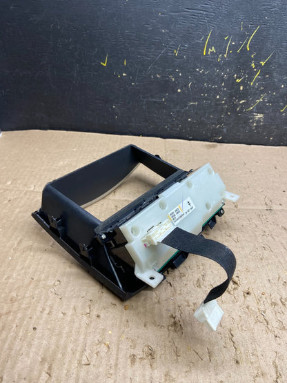 2014 to 2017 Infiniti QX50 Radio Player Climate Control Panel Bezel Y7923 DG3