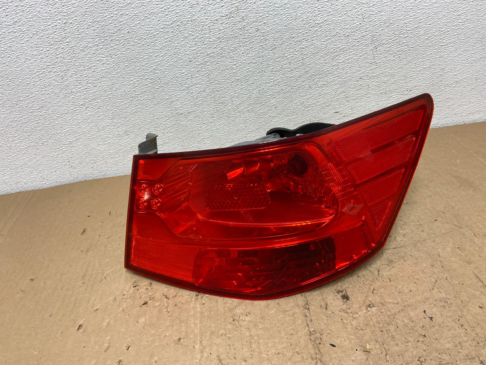 2010-2013 Kia Forte Right Passenger RH Side Tail Light AC7324 LK0