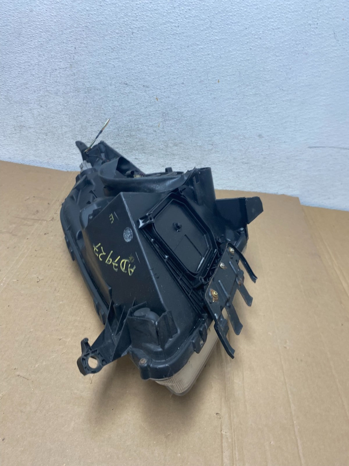 2006 - 2009 Toyota Prius Right Passenger Rh Side Headlight Halogen AD7927 DW6