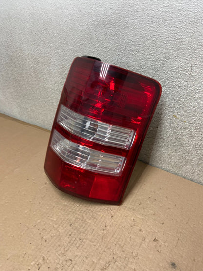 2008 to 2012 Jeep Liberty Right Passenger RH Side Tail Light OEM AB2547 DW1