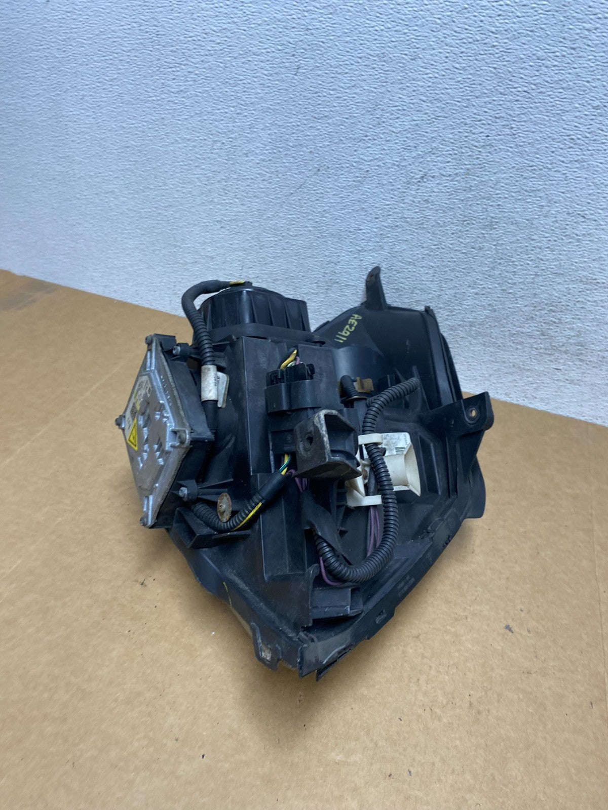 2006 to 2011 Cadillac DTS Left Driver Lh Xenon Hid Headlight AE2911 DW7