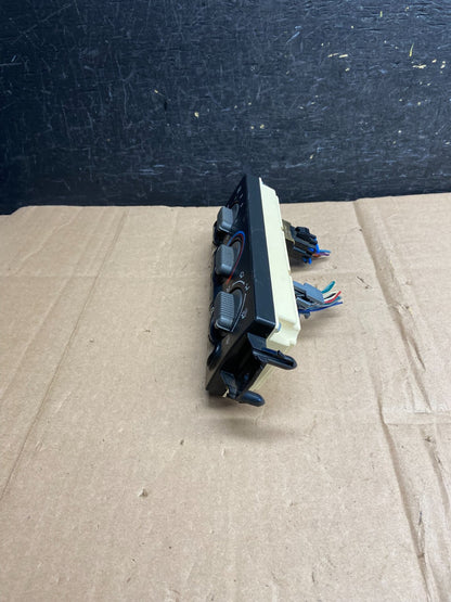 1999-2001 Chevrolet Tahoe AC Climate Control HVAC Rear Window Defogger AI6016 DG2