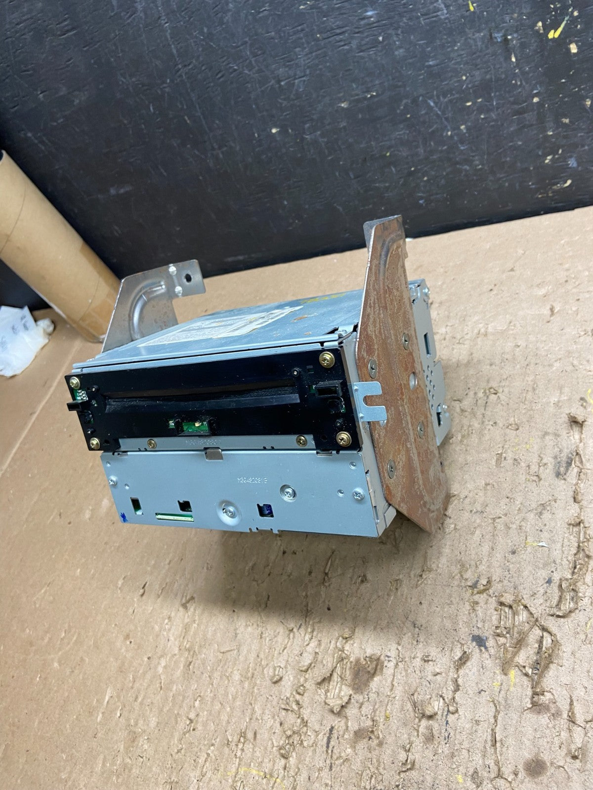 2006 - 2007 Nissan Pathfinder Radio AM/FM Receiver T8351 DG2