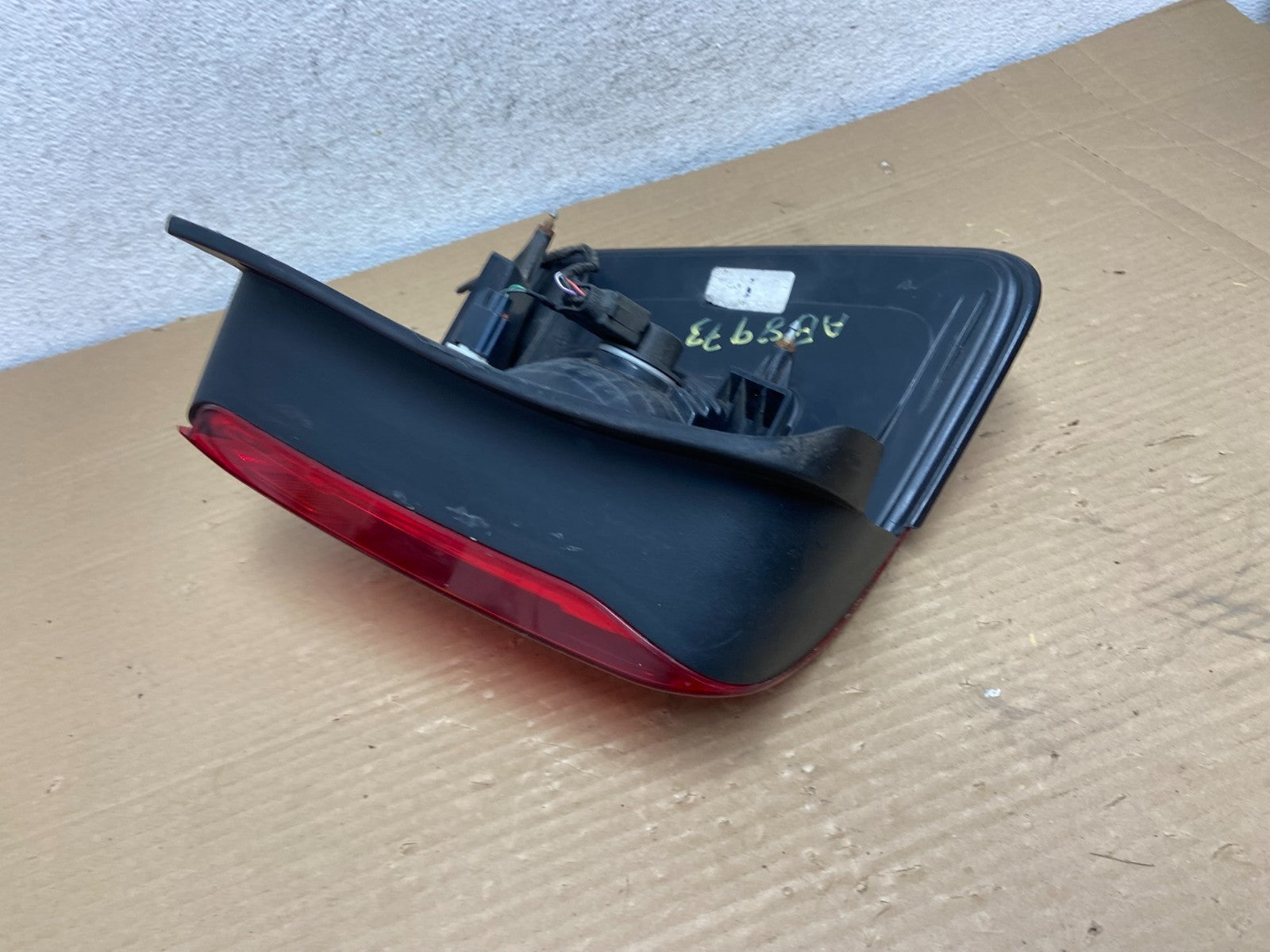 2008 to 2012 Ford Escape Right Passenger RH Side Tail Light AG8973 DW4