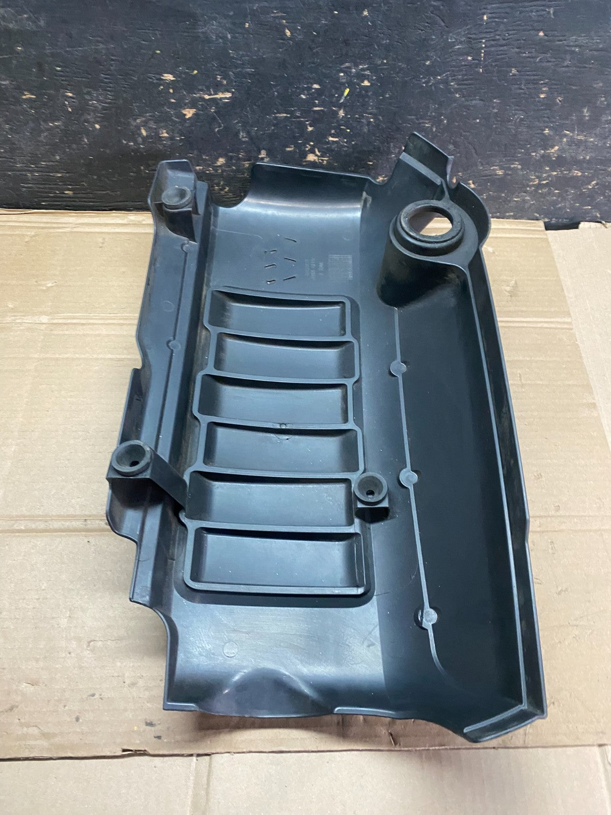 2012 to 2017 Buick Enclave Engine Motor Cover Oem v2654 DG7