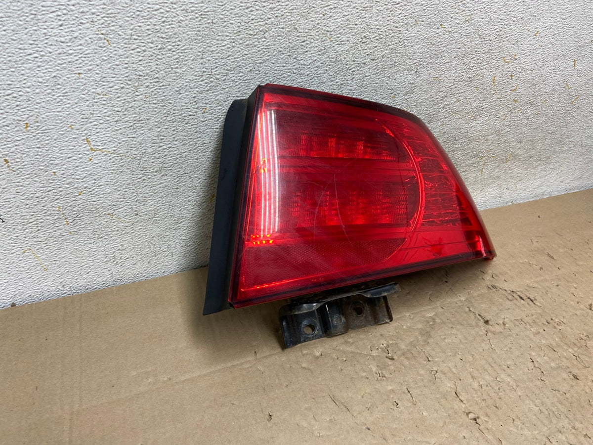 2004 2005 2006 Acura TL Right Passenger Rh Side Tail Light AI2470 LK2