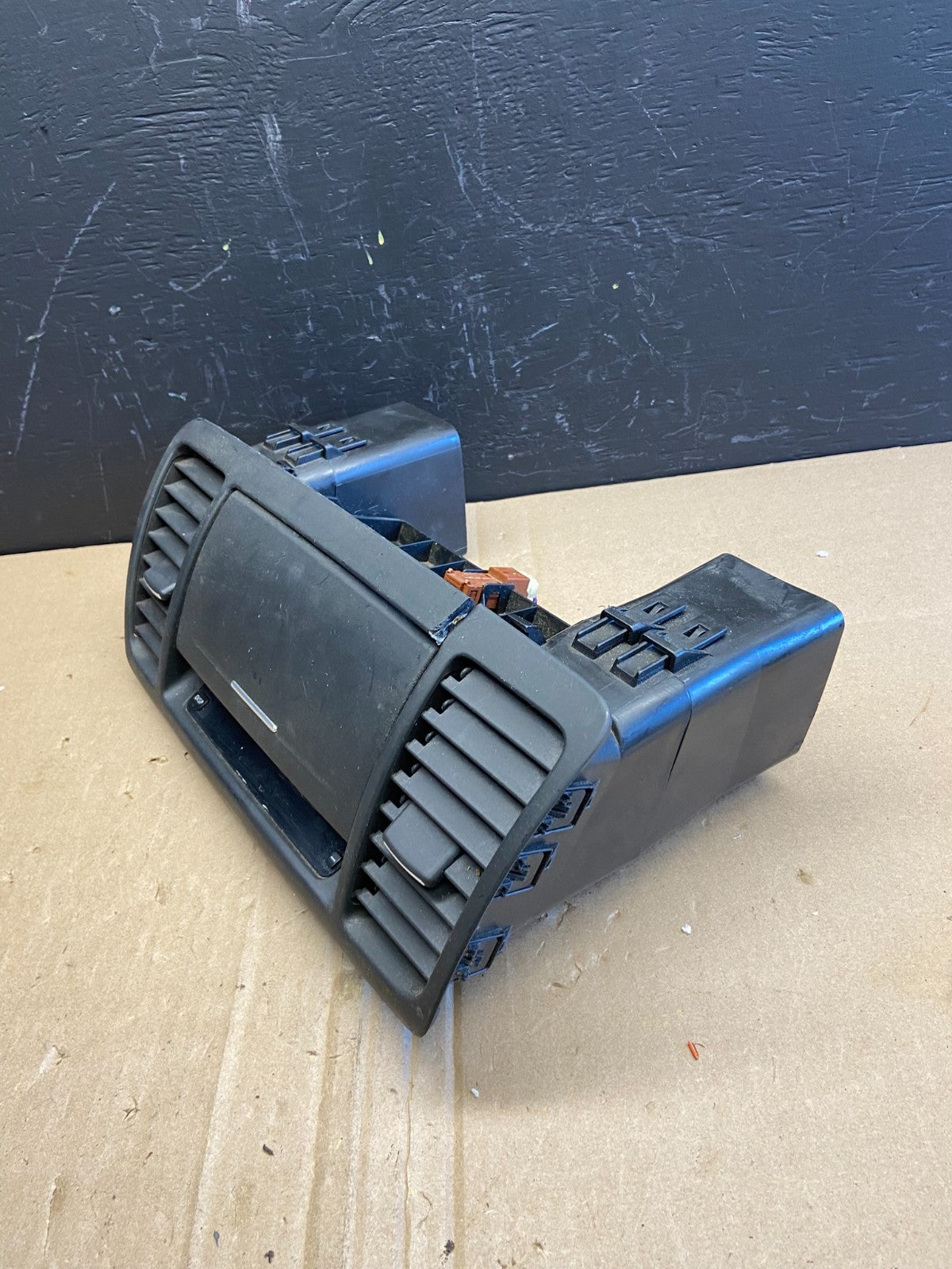 2005-2009 Subaru Legacy Outback Center Dash Bezel Vents Clock Storage AB8854 DG4