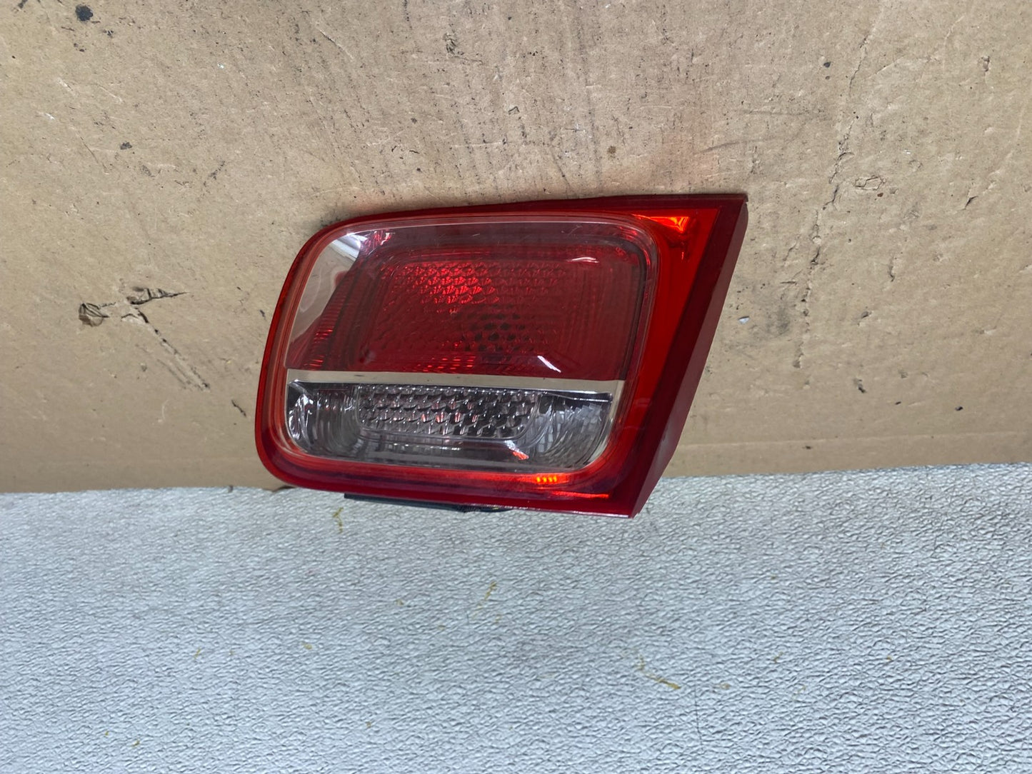 2013-2016 Chevrolet Malibu Right Passenger Rh Inner Tail Light Oem S0776 DW0